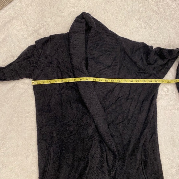 NWOT. Barefoot Dreams Cozychic light cardigan sweater - Picture 6 of 13